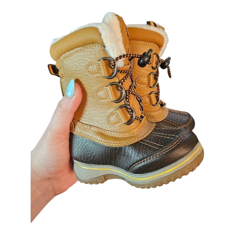 Totes Tan and Black Rain & Snow Boots with Insulated Design